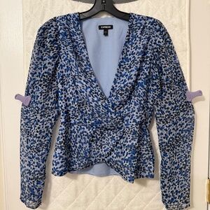 Express v neck wild print top